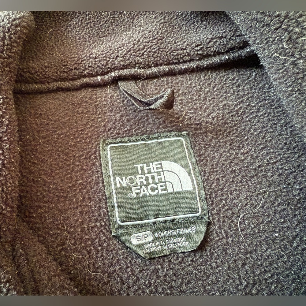 The North Face Denali Black Fleece Jacket - Picture 5 of 5